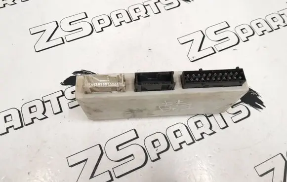 BMW 5 E39 Comfort/convenience module 8381963