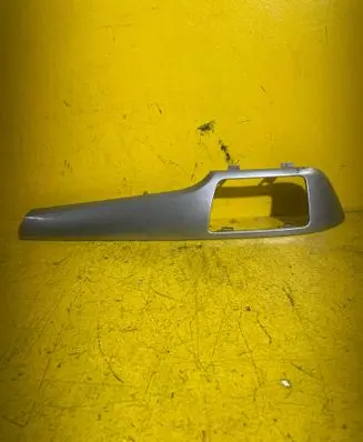 Chevrolet Captiva Dash center air vent grill 96630044