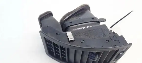 Volkswagen Polo Dash center air vent grill 6q0819704