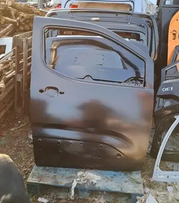 Opel Combo E Front door 9843488980