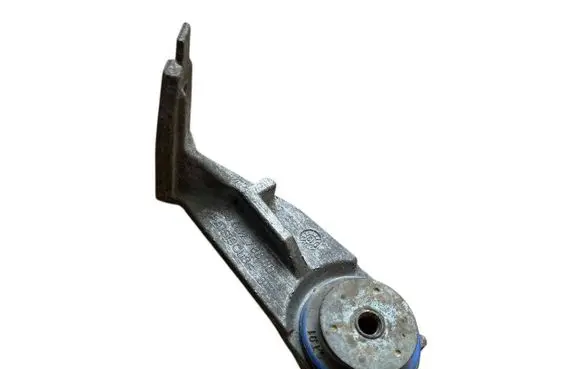 Radiator mount bracket