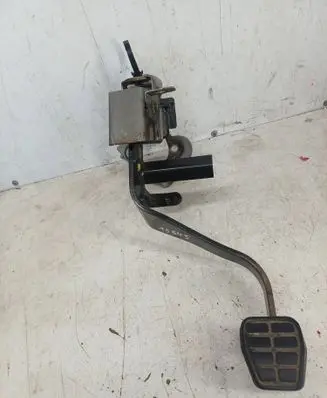 Smart ForFour I Clutch pedal A4542900116 MR855197
