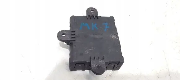 Ford Fiesta Door control unit/module 1014084400