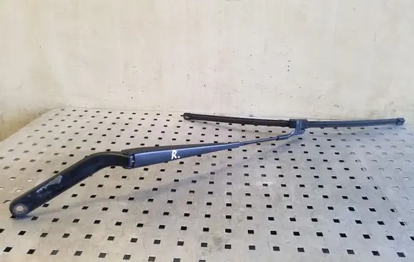 BMW X5 E70 Front wiper blade arm 61617153742 7153742