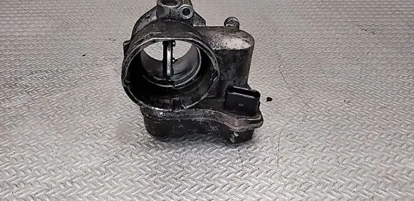 Volkswagen PASSAT B6 Throttle valve 03G128063B