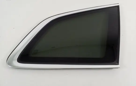 Volvo XC60 Rear side window 32244903