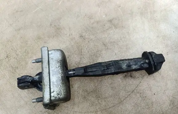 Opel Astra J Rear door check strap stopper 13363545