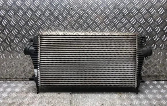 Opel Insignia A Intercooler radiator 13241751 P1831001