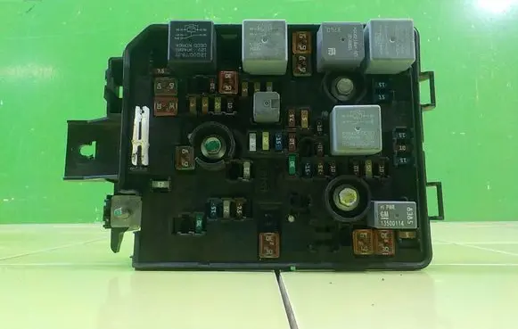 Mitsubishi ASX Fuse box set 94520912 BEZPIECZNIKOW