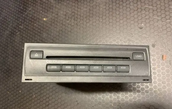 Audi A6 S6 C6 4F CD/DVD changer 4E0035110A 4E0910110C