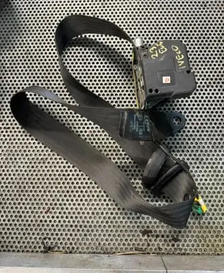 Iveco Daily 45 - 49.10 Front seatbelt