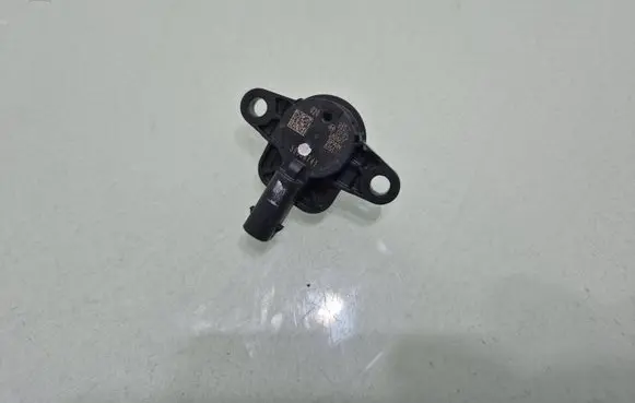 Alfa Romeo Stelvio Airbag deployment crash/impact sensor 50536741