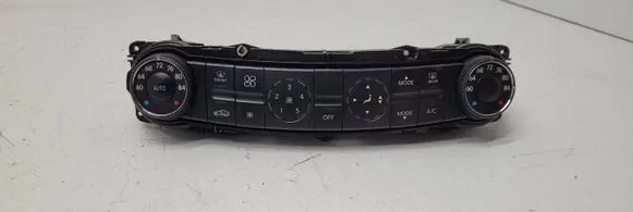 Mercedes-Benz E W211 Climate control unit 2118301885 061022 00030806