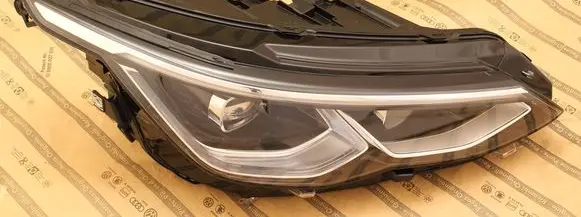 Volkswagen Golf VIII Headlight/headlamp 5H1941036F
