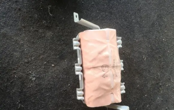 Mazda CX-5 Passenger airbag