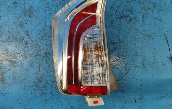 Toyota Prius (XW30) Boot/trunk interior light 8156147180