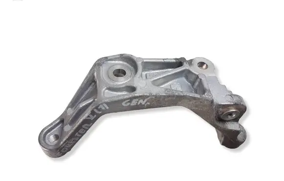 Subaru Forester SK Generator/alternator bracket 