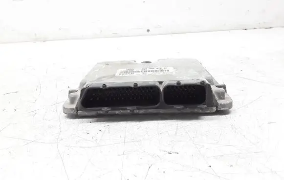 Skoda Octavia Mk1 (1U) Engine control unit/module 038906018BC 0281001755