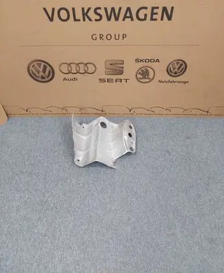 Volkswagen Arteon Shooting Brake Exhaust heat shield 3Q0825712A