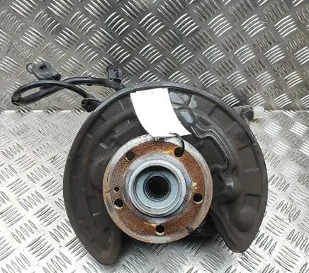 Mercedes-Benz GLB x247 Rear wheel hub A2473571600