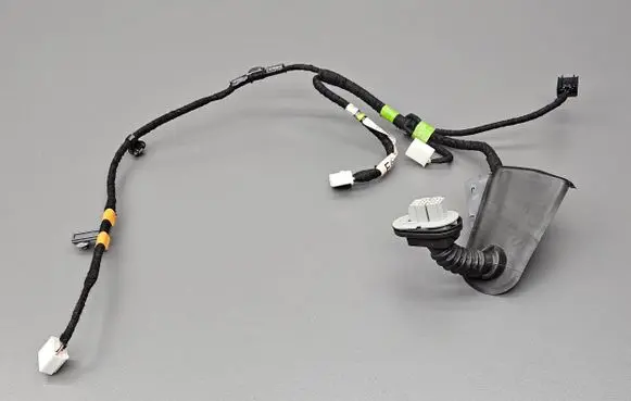 Mazda 3 III Rear door wiring loom J5458 BHN967210