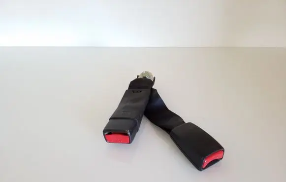 Mazda CX-7 Rear seatbelt M4231