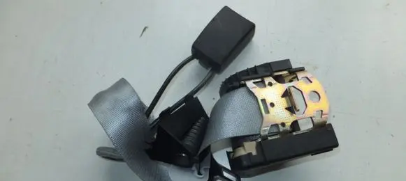 Mercedes-Benz S W220 Middle seatbelt (rear) 33002650B