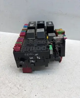 Volkswagen Sharan Fuse box set 7M0937025D