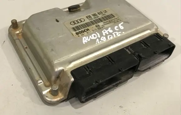 Audi A6 S6 C5 4B Engine control unit/module 038906019LM 0281011213