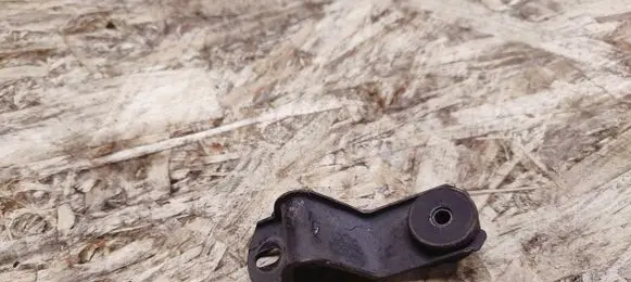 Lexus SC 430 Radiator mount bracket