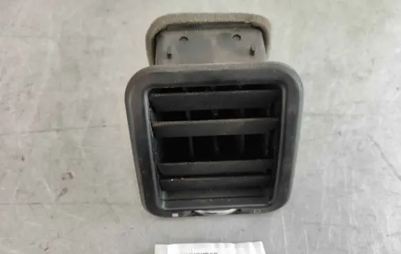 Maserati Quattroporte Dashboard side air vent grill/cover trim 225787