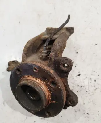 Peugeot 207 Front wheel hub spindle knuckle