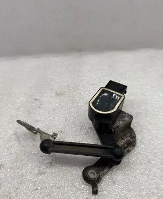 BMW 3 E90 E91 Headlight/headlamp level sensor 6785205