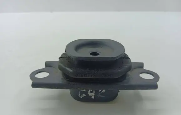 Nissan Juke II F16 Gearbox mount