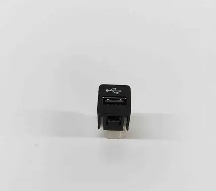 BMW X7 G07 USB socket connector 9229294
