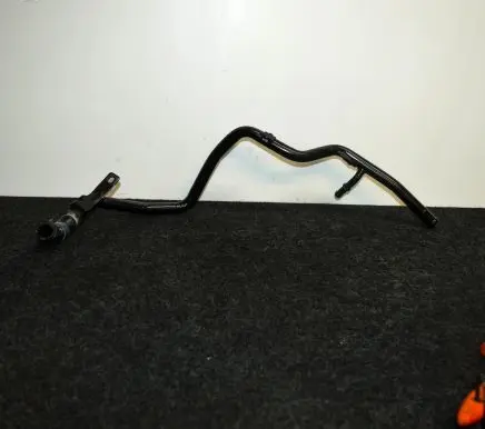 Audi Q7 4L Engine coolant pipe/hose 7L8121065AC