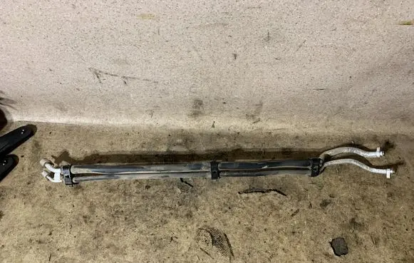 Mercedes-Benz GL X166 Air conditioning (A/C) pipe/hose A1668305915