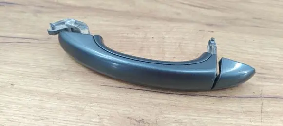 Volkswagen Touareg I Front door exterior handle 7L6837205A