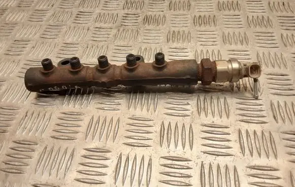 Toyota Corolla E120 E130 Fuel main line pipe