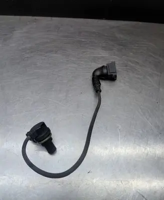 BMW 5 E60 E61 Camshaft position sensor 7506926