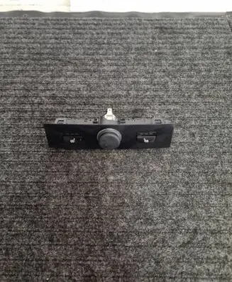 BMW X3 F25 Seat heating switch 9384805