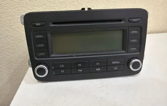 Volkswagen Golf Plus Radio/CD/DVD/GPS head unit