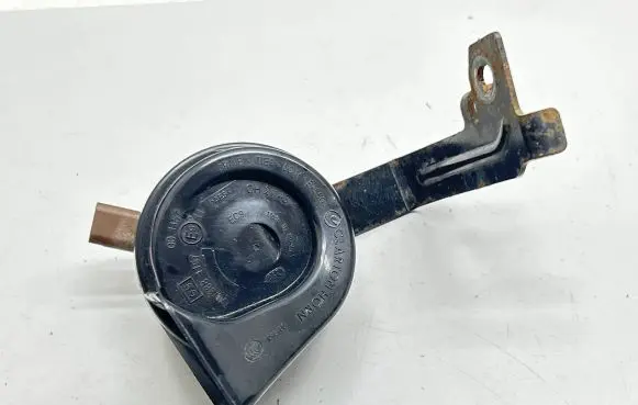 Renault Megane IV Horn signal 256104488R 180221 6033FB2426