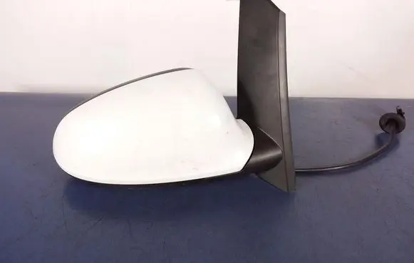Opel Astra J Front door electric wing mirror 