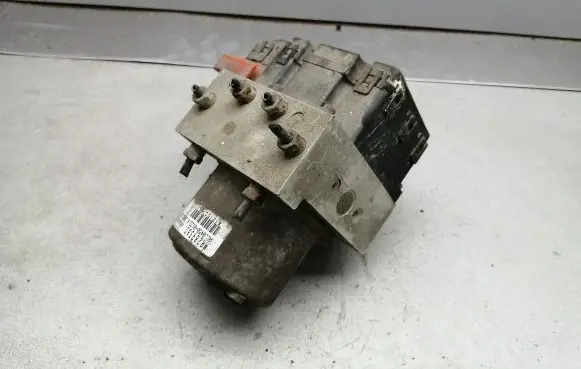 Mitsubishi Space Wagon ABS Pump MR289380 AC045001226