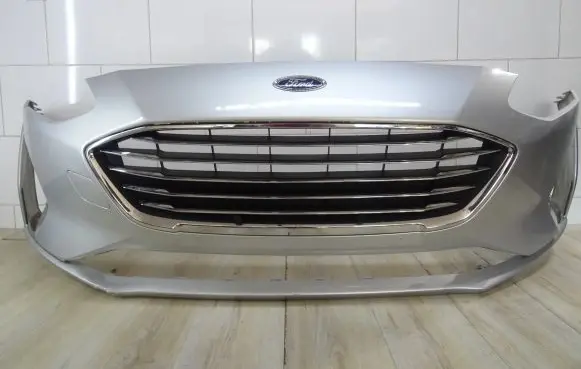 Ford Focus Front bumper JX7B17757A