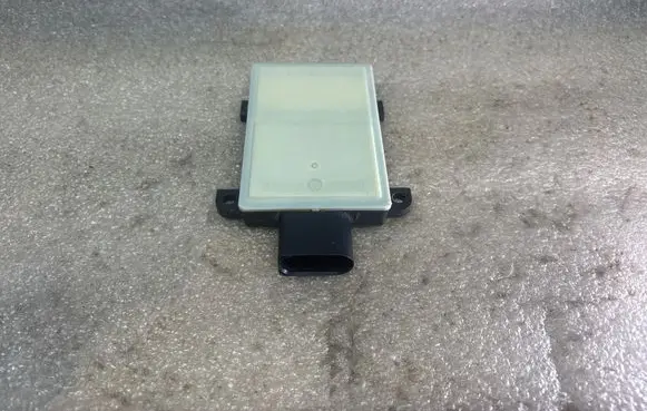 Audi Q3 F3 Distronic sensor radar 4n0907669am