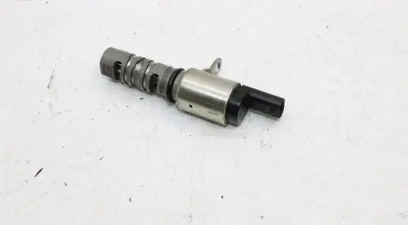 Audi Q3 F3 Camshaft vanos timing valve 04E906455D