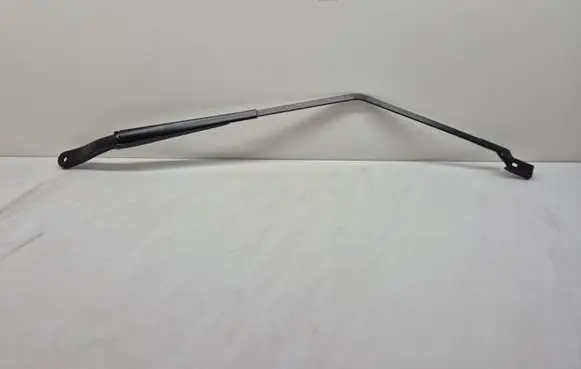 Front wiper blade arm