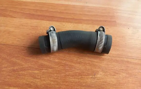 BMW 7 E65 E66 Engine coolant pipe/hose 8379981 64218379981